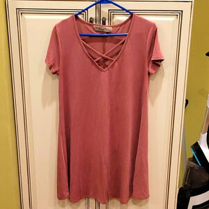 E41 MADELINE & MONROE : SIZE LARGE WOMENS PINK DRESS